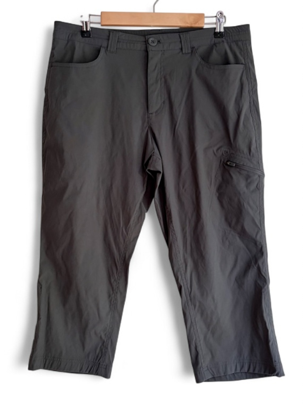 Eddie Bauer Women's Gray Nylon Cropped Cargo Capri Pants Size 12